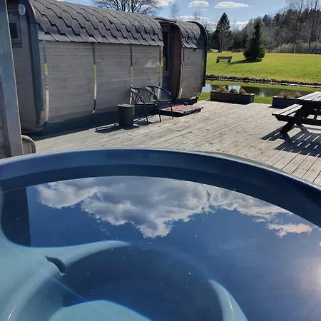 Purenes - Sauna, Hot Tube And Barrel Shaped Pod All For You Belava